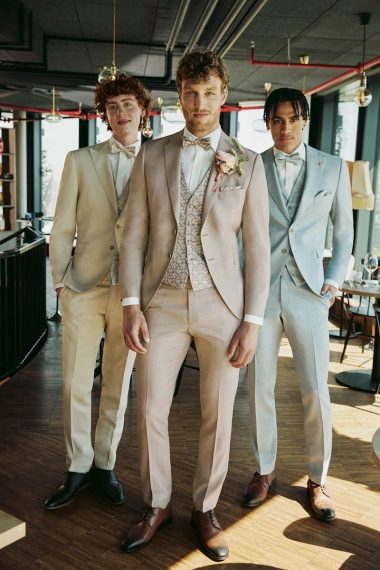 05-wilworst-green-wedding-0126-look3.webp