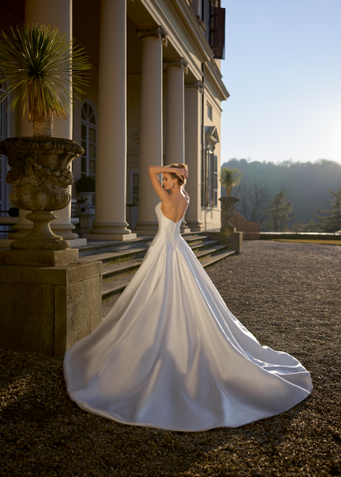 jada_je-t-aime-collection_randy-fenoli-bridal_d3_2187.webp