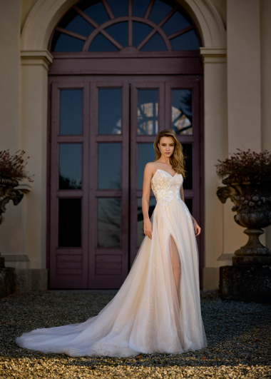 jocelyn_je-t-aime-collection_randy-fenoli-bridal_d3_2048.webp
